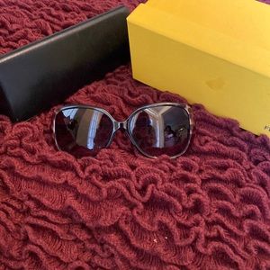Vintage Fendi sun glasses with box